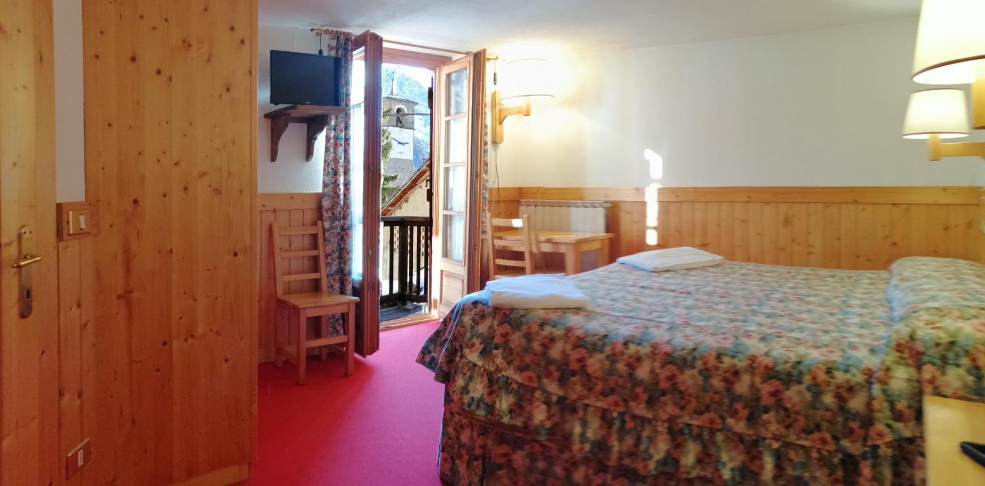 Hotel Locanda Grauson Cogne Exterior foto
