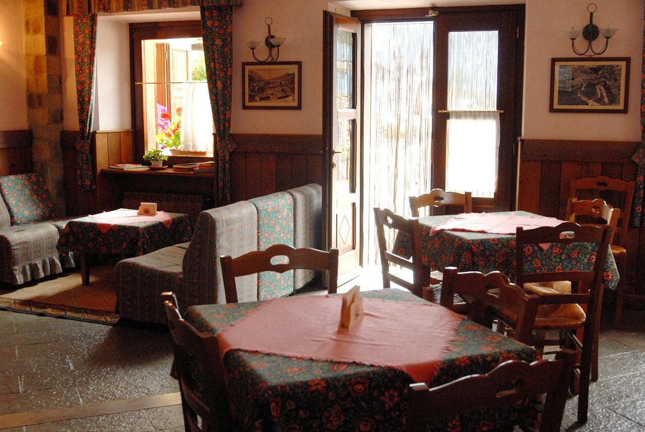Hotel Locanda Grauson Cogne Exterior foto
