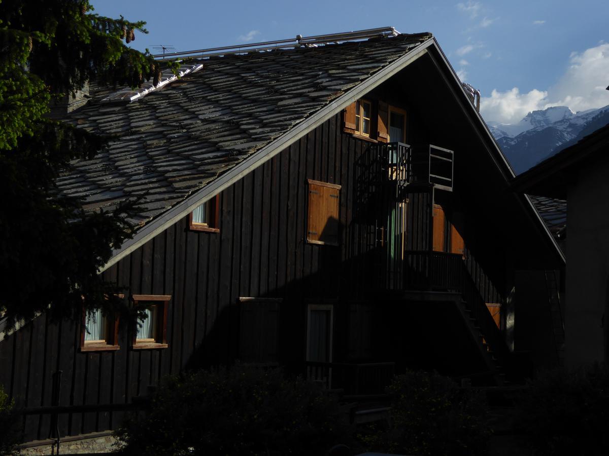 Hotel Locanda Grauson Cogne Exterior foto