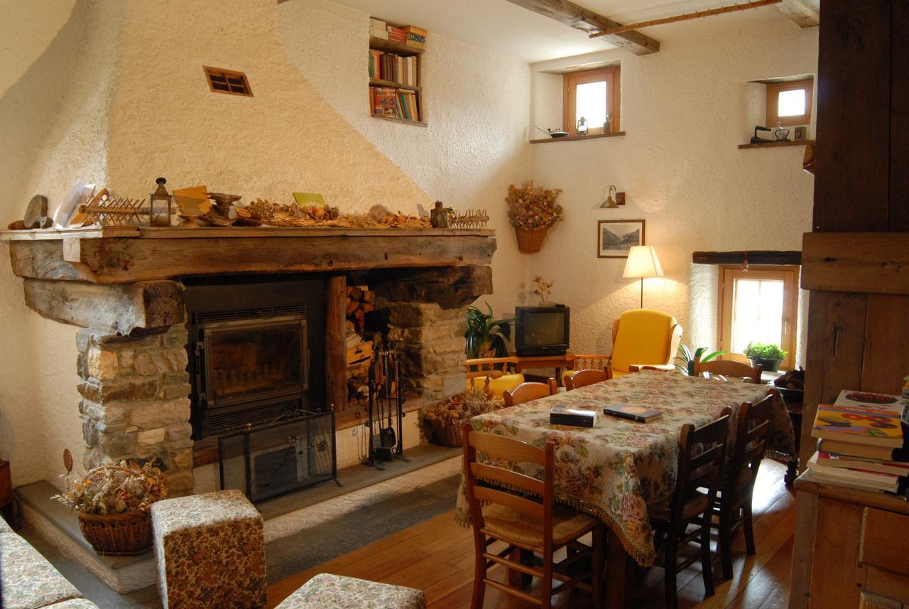 Hotel Locanda Grauson Cogne Exterior foto